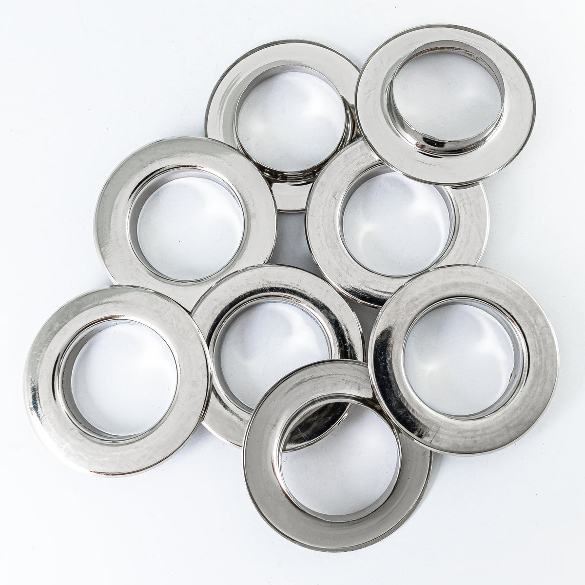 OJALETE PLANO LATON BASE ACERO 633 (33 MM) X 200 UNDS.