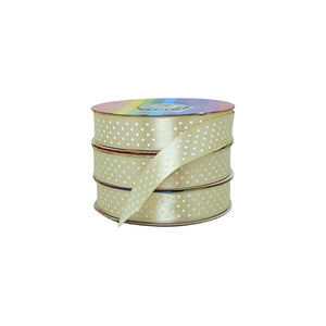 Cinta satinada beige con puntos blancos, perfecta para complementar empaques sofisticados.