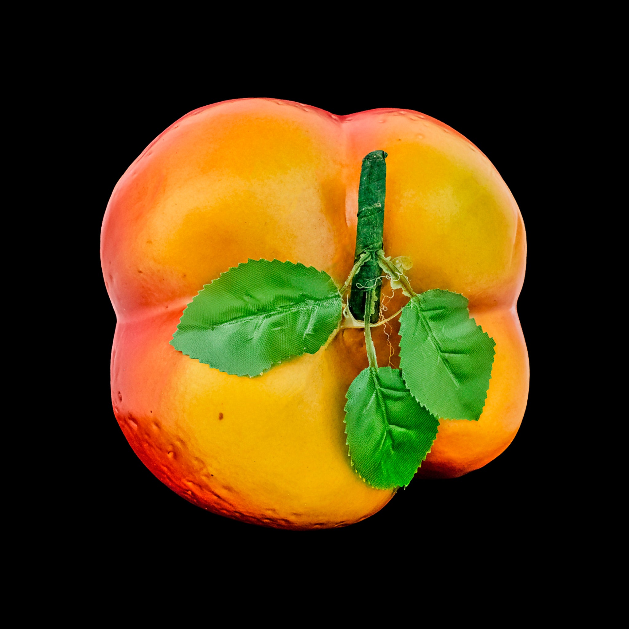 FRESA GIGANTE DECORATIVA REF. 50 (20 CM) - UNIDAD.